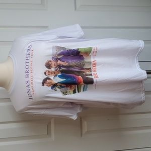 Jonas Brothers Happiness Begins Tour Tee 2XL